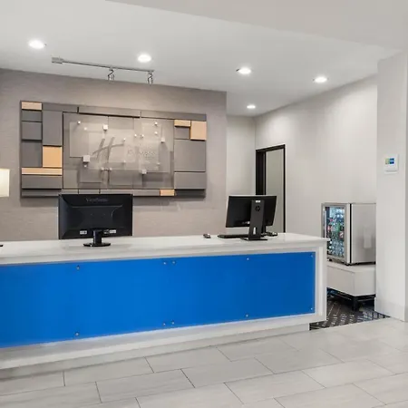Holiday Inn Express & Suites Graham By Ihg